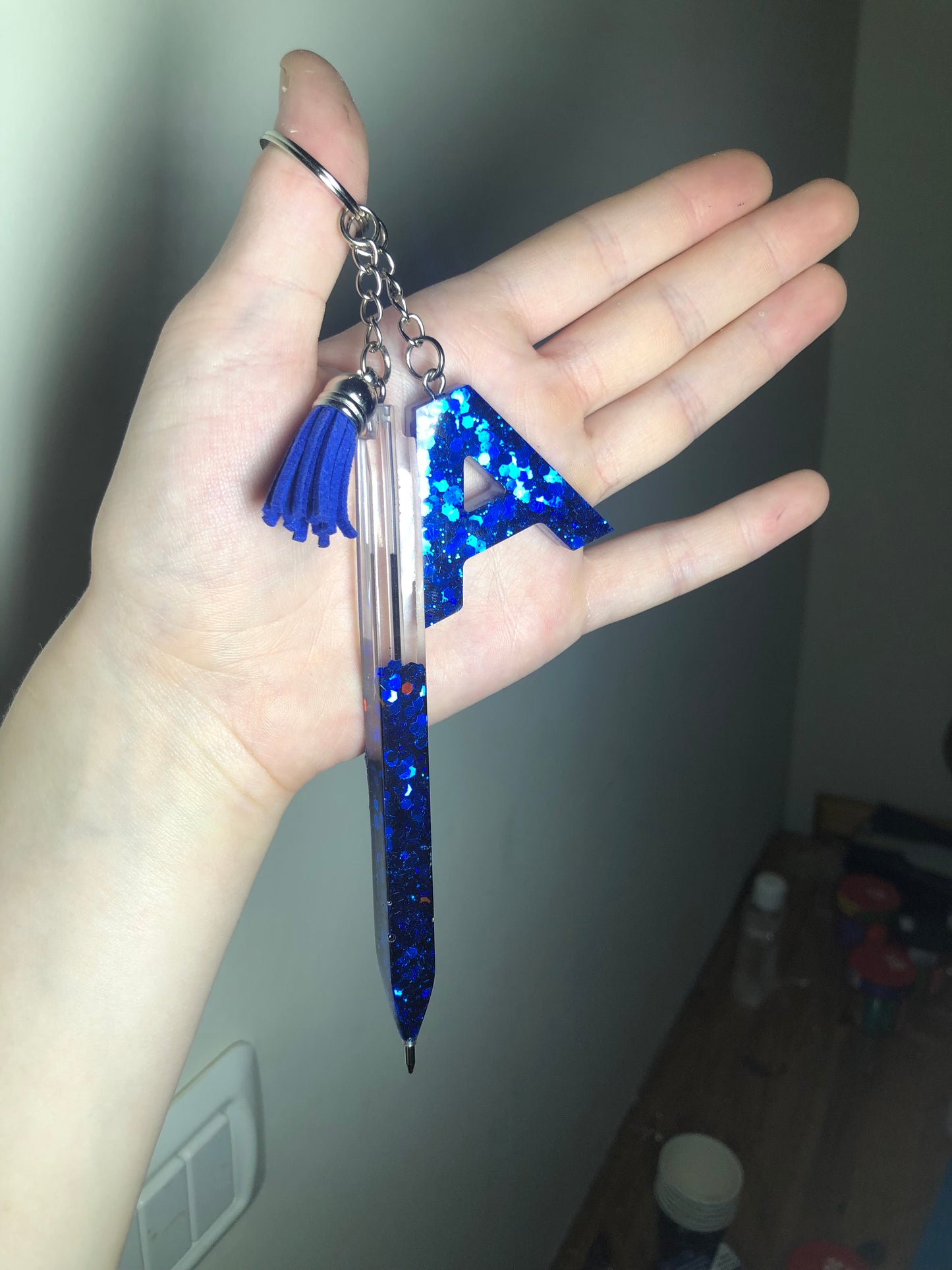 Set keychain with a pen